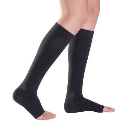 Κάλτσες Sigvaris TFS 702 σε μαύρο χρώμα με ανοικτά δάκτυλα