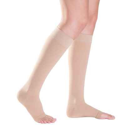 Κάλτσες διαβαθμισμένης συμπίεσης Sigvaris Cotton 1 AD Class 1 κάτω γόνατος