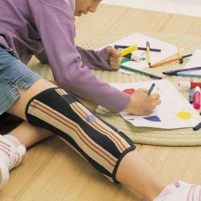 Ο παιδικός ακινητοποιητής γόνατος Thuasne Immo Junior έχει ανατομικό σχεδιασμό για τέλεια εφαρμογή